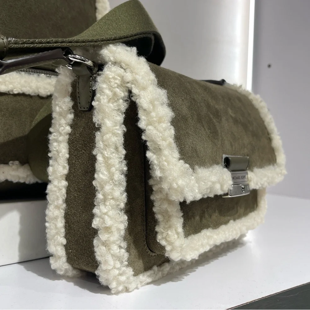 MICHAEL KORS Bradshaw Medium Suede and Faux Shearling Messenger Bag Olive  NWT